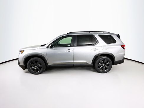New 2026 Honda Pilot Sport image 7