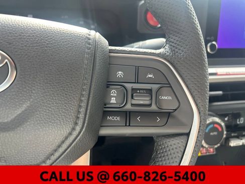 New 2026 Toyota Tacoma TRD Off-Road AWD/4WD image 17