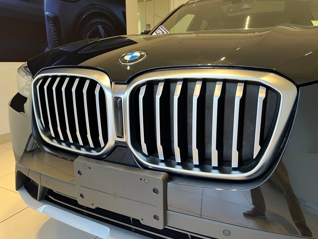 Used 2022 BMW X3 xDrive30i w/ Convenience Package w/ZPA AWD/4WD image 15