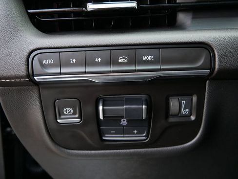 Used 2022 Cadillac Escalade Sport AWD/4WD image 18