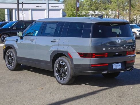 New 2026 Hyundai Santa Fe SE FWD image 2