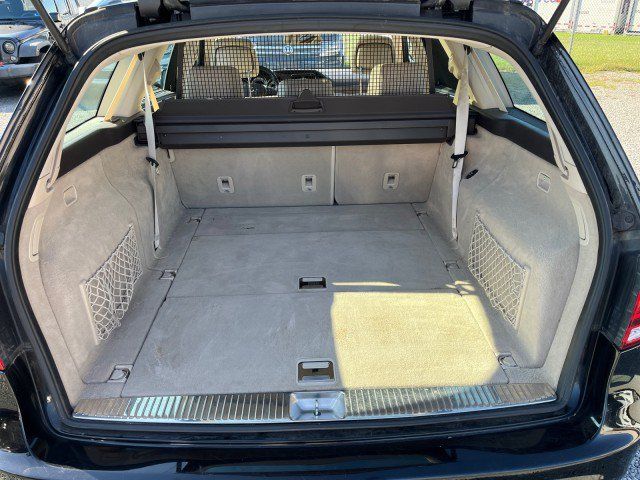 Used 2016 Mercedes-Benz E 350 4MATIC Wagon image 16