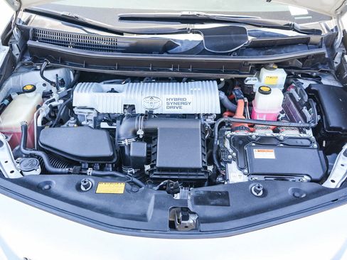 Used 2013 Toyota Prius V Three FWD image 27