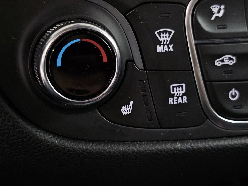 Used 2020 Chevrolet Equinox LT FWD image 21