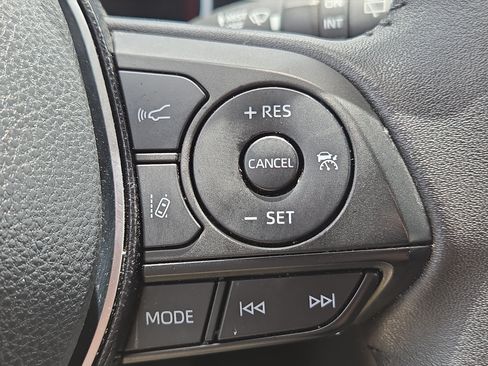 Used 2021 Toyota RAV4 TRD Off-Road AWD/4WD image 27