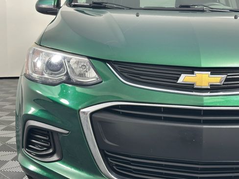 Used 2018 Chevrolet Sonic LT w/ Convenience Package image 4