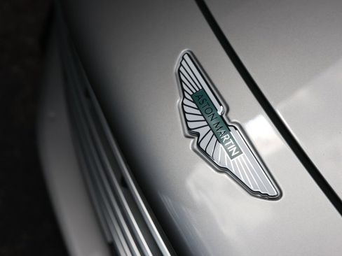 Used 2024 Aston Martin DB12 Convertible image 29