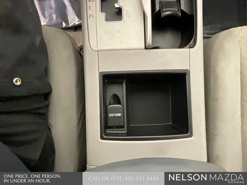 Used 2008 Toyota Camry LE image 38