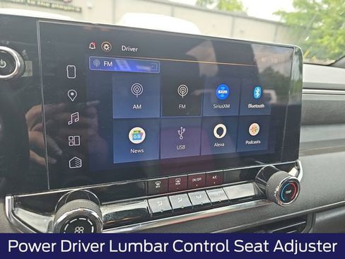 Used 2023 Chevrolet Colorado Trail Boss w/ Technology Package AWD/4WD image 26