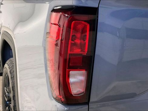 Used 2024 GMC Sierra 1500 Pro w/ Graphite Edition image 40