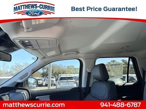 New 2026 Ford Expedition Active image 10