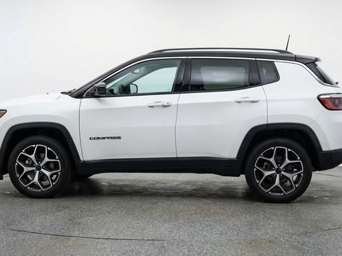 Used 2025 Jeep Compass Limited image 5
