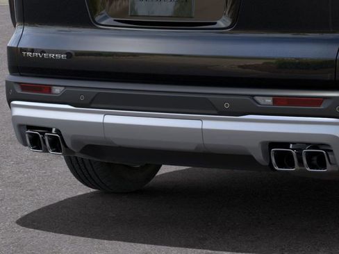 New 2025 Chevrolet Traverse LT w/ LPO, Roadside Safety Package image 14