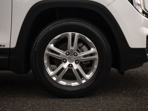 Used 2023 GMC Terrain SLE w/ Driver Convenience Package image 27