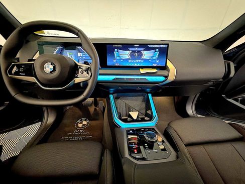 Certified 2025 BMW X3 xDrive30i w/ Convenience Package image 16
