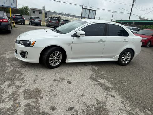 Used 2016 Mitsubishi Lancer ES FWD image 5
