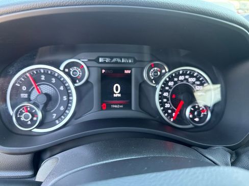 Used 2026 RAM 2500 Big Horn AWD/4WD image 6
