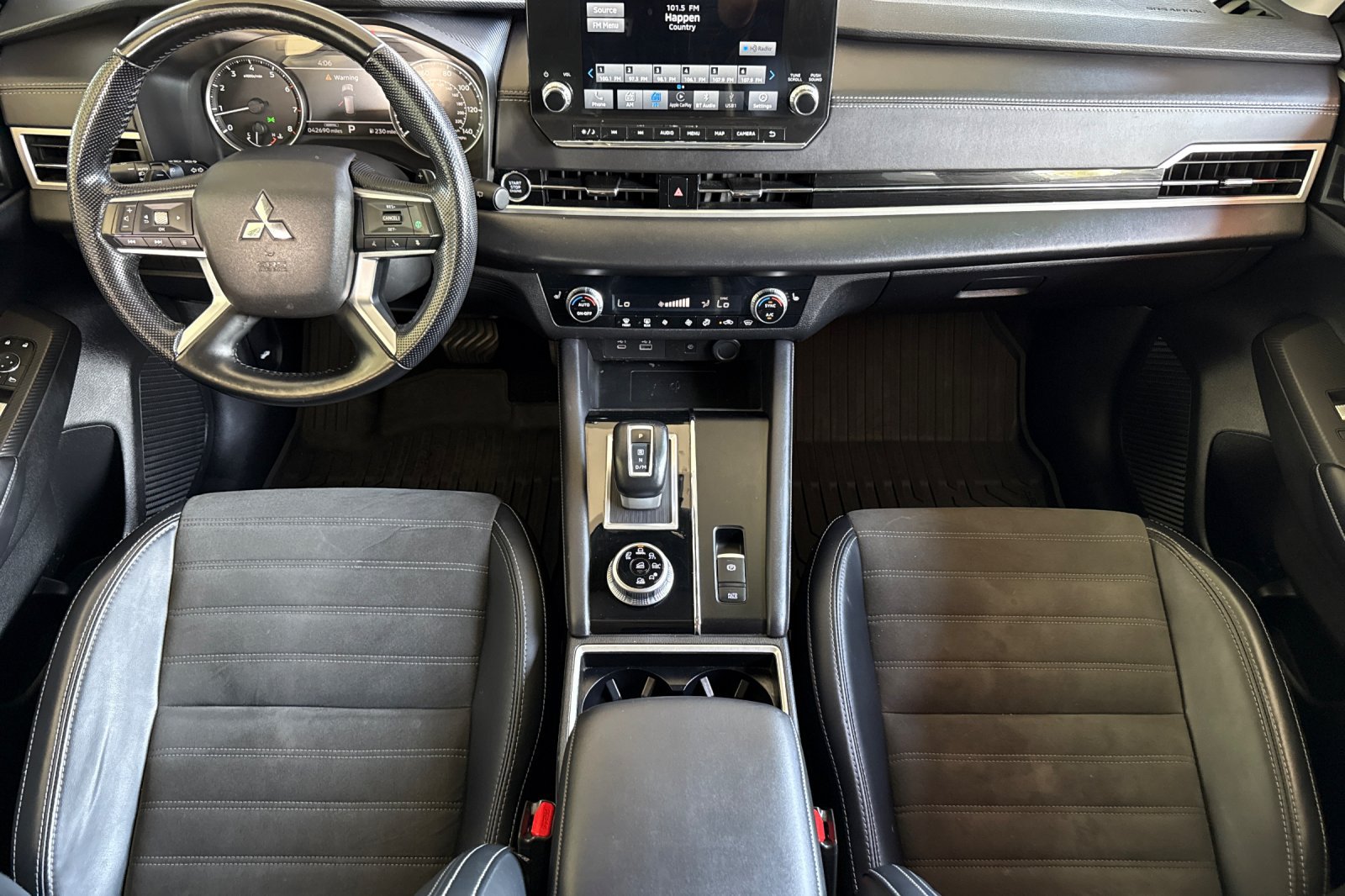 Used 2024 Mitsubishi Outlander SE AWD/4WD image 13
