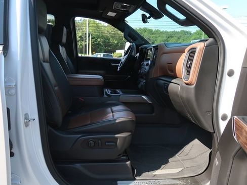 Used 2023 Chevrolet Silverado 2500 High Country w/ Z71 Off-Road Package AWD/4WD image 40