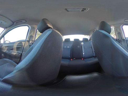 Used 2025 Nissan Versa SV image 42