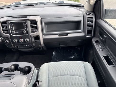 Used 2018 RAM 2500 Tradesman w/ Chrome Appearance Group AWD/4WD image 19