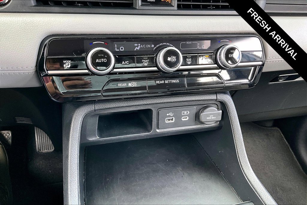 Used 2023 Honda Pilot LX image 8