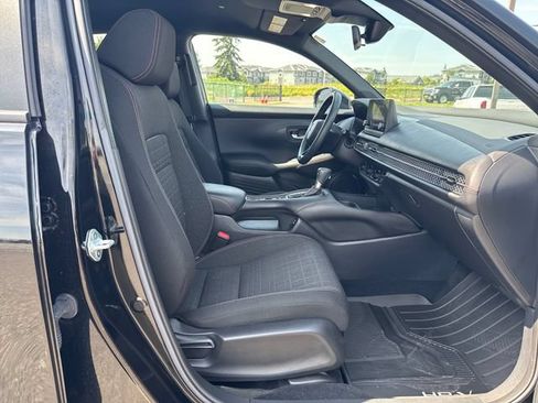 Used 2024 Honda HR-V Sport image 10