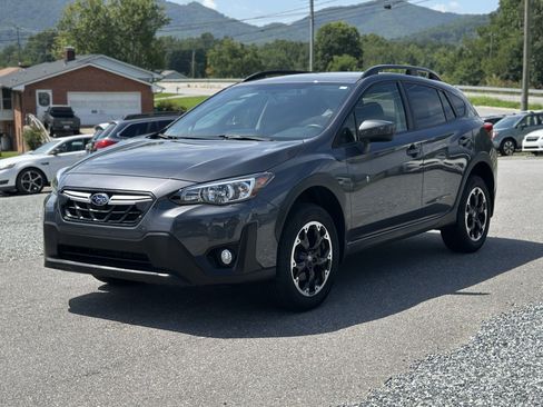 Used 2021 Subaru Crosstrek 2.0i Premium AWD/4WD image 7
