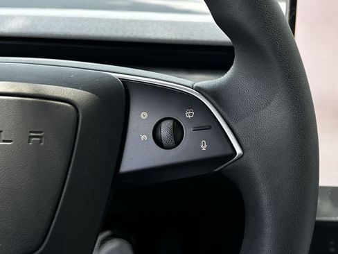 Used 2025 Tesla Model 3 Long Range RWD image 15