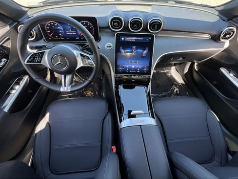 Used 2025 Mercedes-Benz C 300 4MATIC Sedan image 28