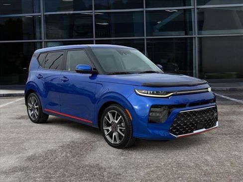 Used 2022 Kia Soul Turbo image 2