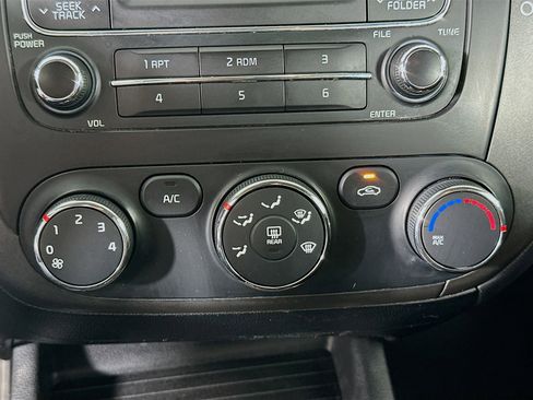 Used 2016 Kia Forte LX w/ Protection Package image 21