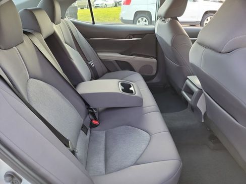 Used 2023 Toyota Camry LE w/ Convenience Package FWD image 11