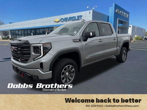 Used 2025 GMC Sierra 1500 AT4 AWD/4WD image 3