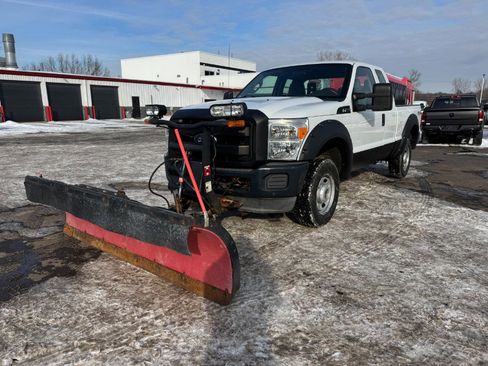Used 2011 Ford F250 XL image 1