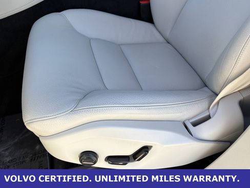 Certified 2024 Volvo XC90 B5 Plus w/ Protection Package Premier image 23