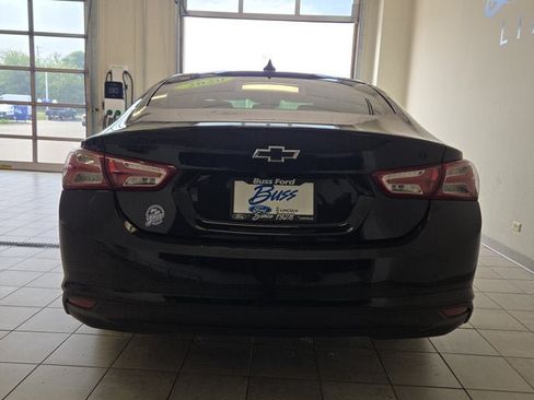 Used 2020 Chevrolet Malibu LT w/ Leather Package FWD image 11