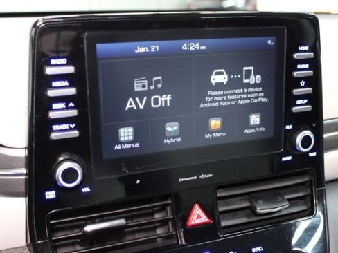 Used 2020 Hyundai Ioniq SEL image 14