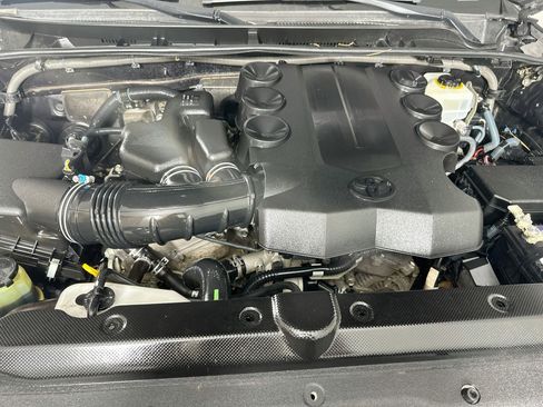 Used 2014 Toyota 4Runner Limited RWD image 34