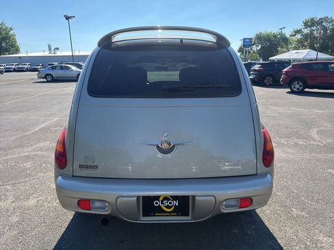 Used 2005 Chrysler PT Cruiser Limited FWD image 4