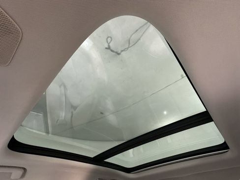 Used 2018 Volvo S90 T5 Momentum w/ Convenience Package image 22