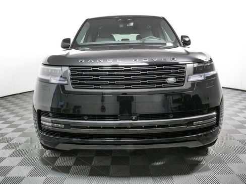 Used 2025 Land Rover Range Rover SE AWD/4WD image 36