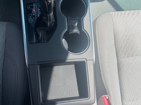 Used 2017 Toyota Camry LE image 27