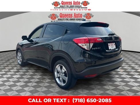 Used 2022 Honda HR-V LX image 4
