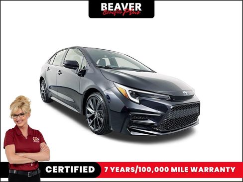 Used 2025 Toyota Corolla SE image 1