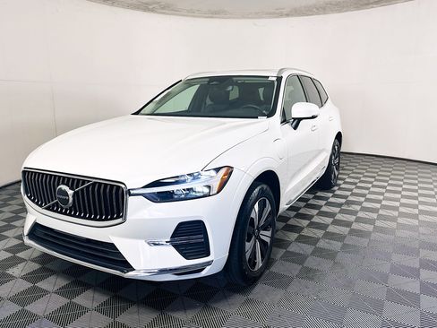 Used 2023 Volvo XC60 T8 Core w/ Protection Package Premier AWD/4WD image 7