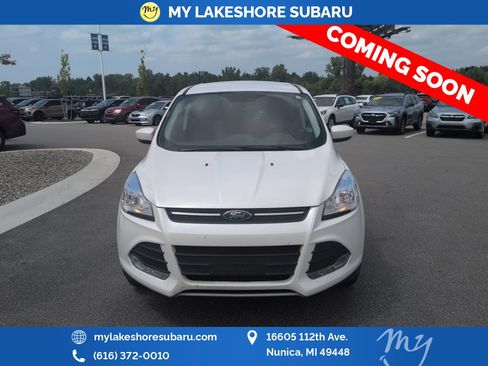 Used 2015 Ford Escape SE AWD/4WD image 2