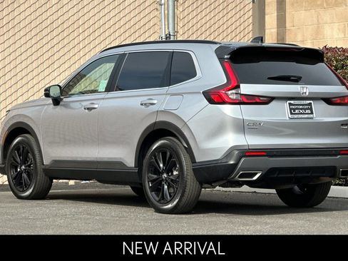 Used 2025 Honda CR-V Sport Touring image 6