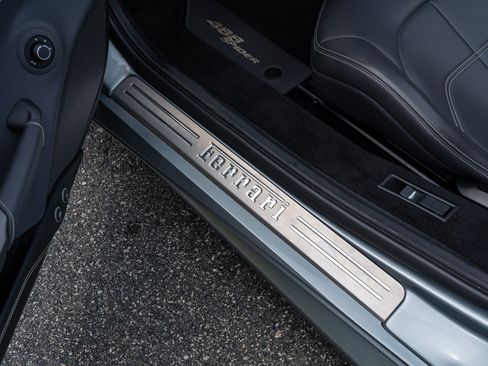 Used 2019 Ferrari 488 Spider RWD image 33