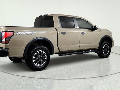 Used 2021 Nissan Titan PRO-4X w/ Pro-4x Convenience Package AWD/4WD image 5